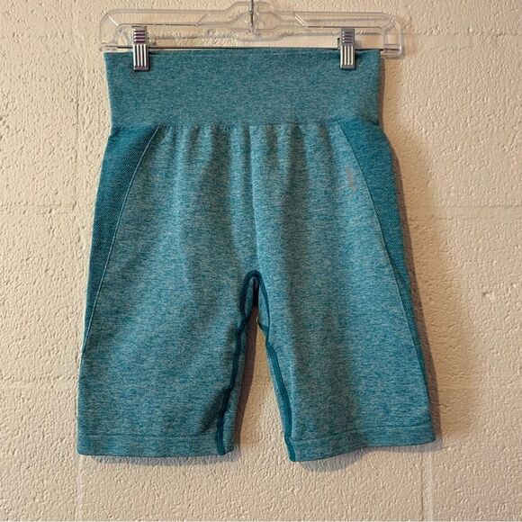 Womens Gymshark Bike Shorts  - Picture 1 of 4